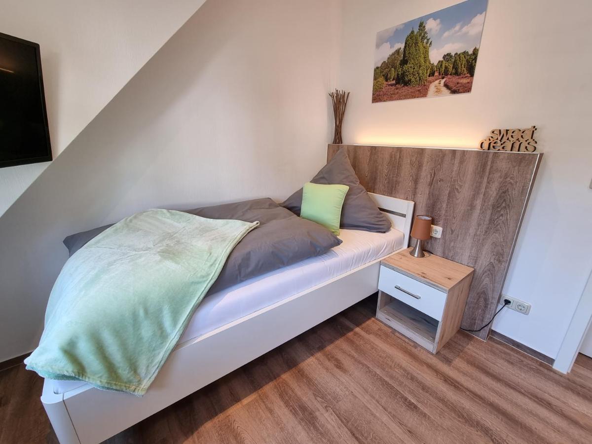 Landhotel Hof Barrl Schneverdingen Oda fotoğraf
