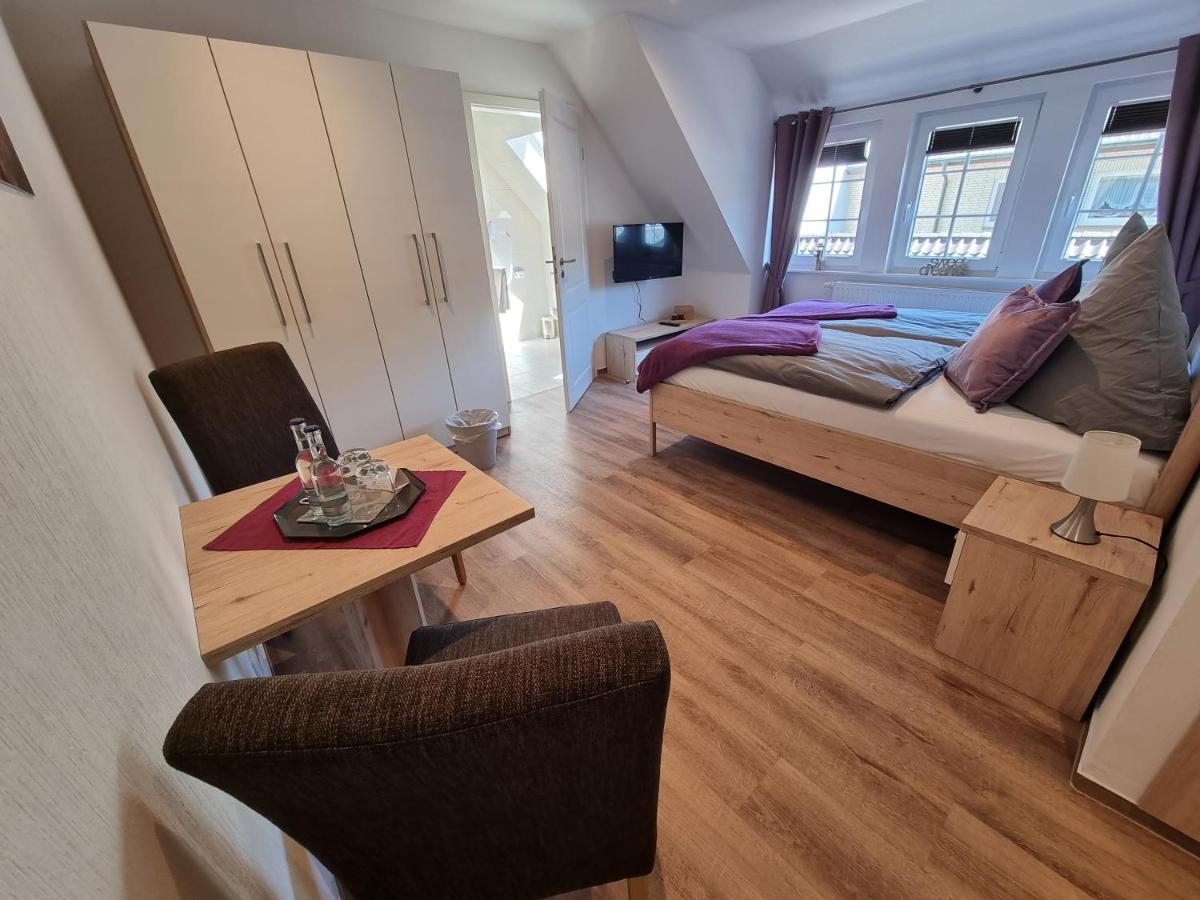 Landhotel Hof Barrl Schneverdingen Oda fotoğraf